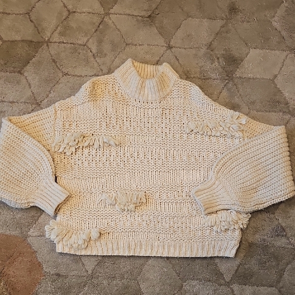 Universal Thread Sweaters - Universal Thread Cream Textured Turtleneck Sweater
